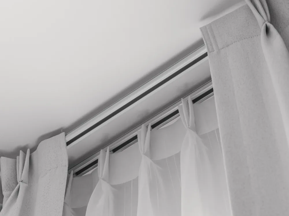 Riel europeo de aluminio con carros de rodamientos y frunce para cortinas tradicionales
